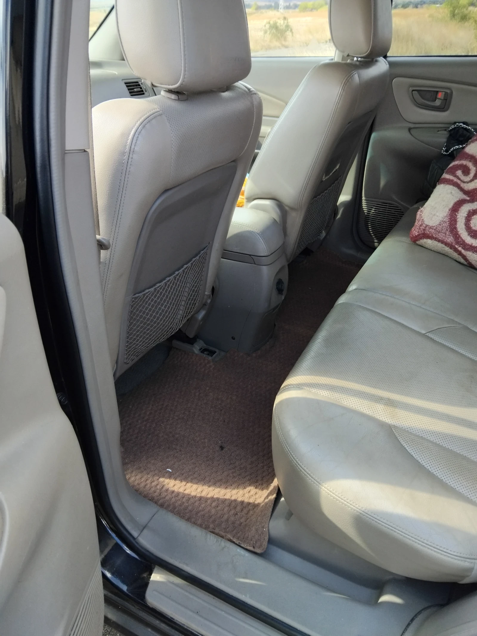 Hyundai Tucson, снимка 3 - Автомобили и джипове - 56638676