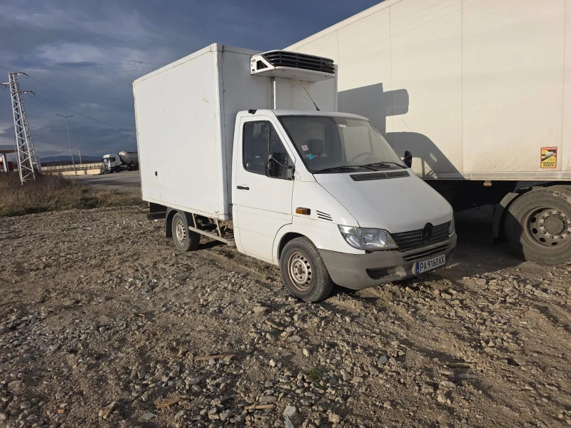 Mercedes-Benz Sprinter 313 Хладилен, снимка 2 - Бусове и автобуси - 53045667