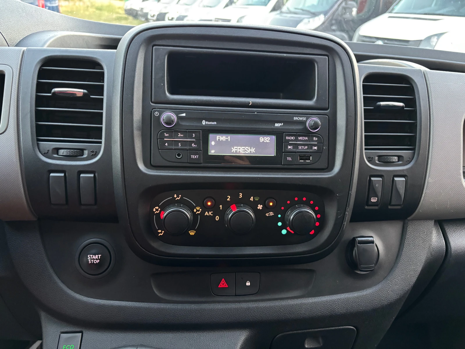 Renault Trafic ДЪЛГА БАЗА КЛИМАТИК - изображение 8