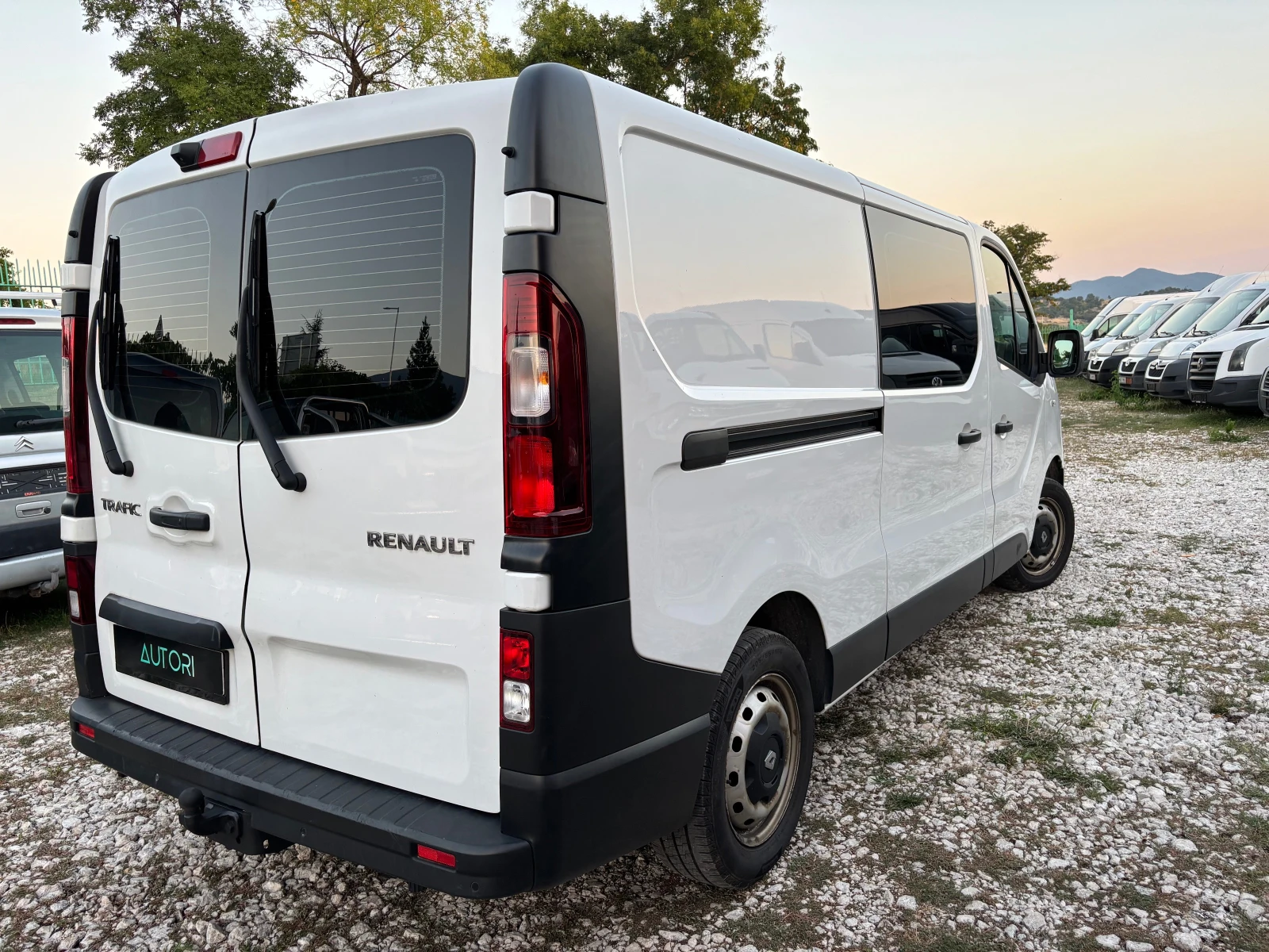 Renault Trafic ДЪЛГА БАЗА КЛИМАТИК - изображение 4