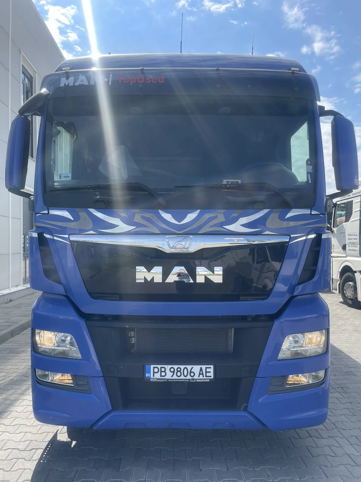 Man Tgx 26.400 6X2-2 LL - изображение 2