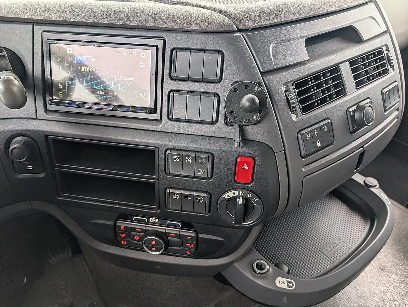 Daf XF 480 Самосвална хидравлика, снимка 14 - Камиони - 53749979