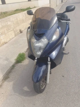 Honda Silver Wing 600, снимка 1