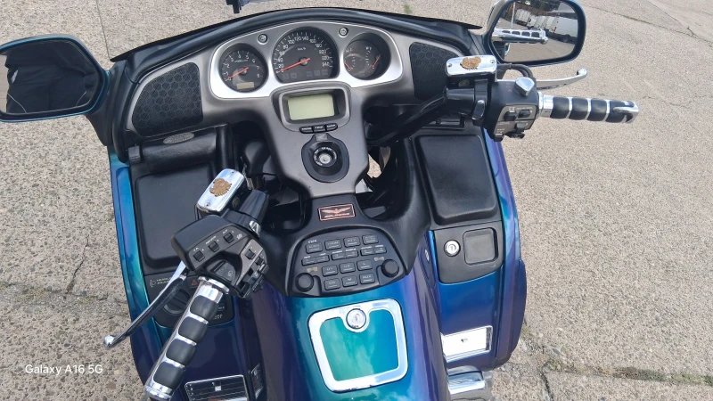 Honda Gold Wing 1800, снимка 2 - Мотоциклети и мототехника - 52862350