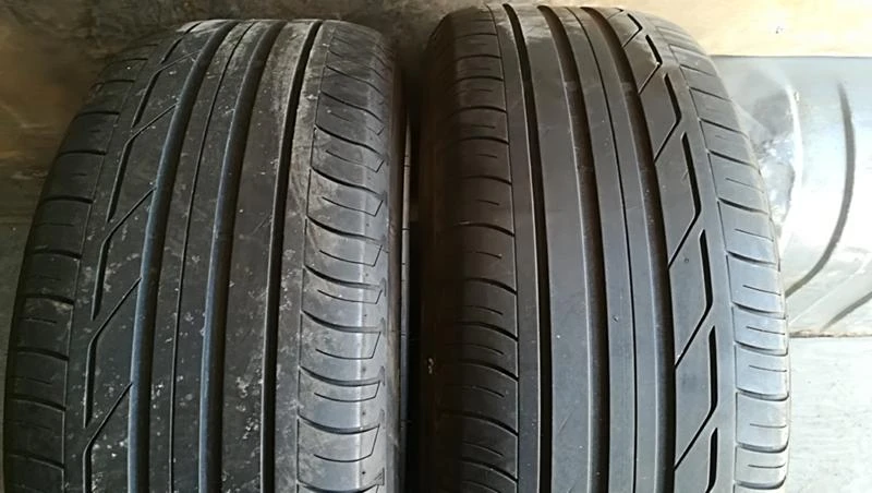 Гуми Летни 225/55R17, снимка 1 - Гуми и джанти - 25611773