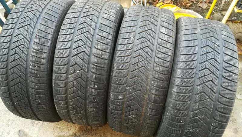 Гуми Зимни 255/55R19, снимка 2 - Гуми и джанти - 26741079