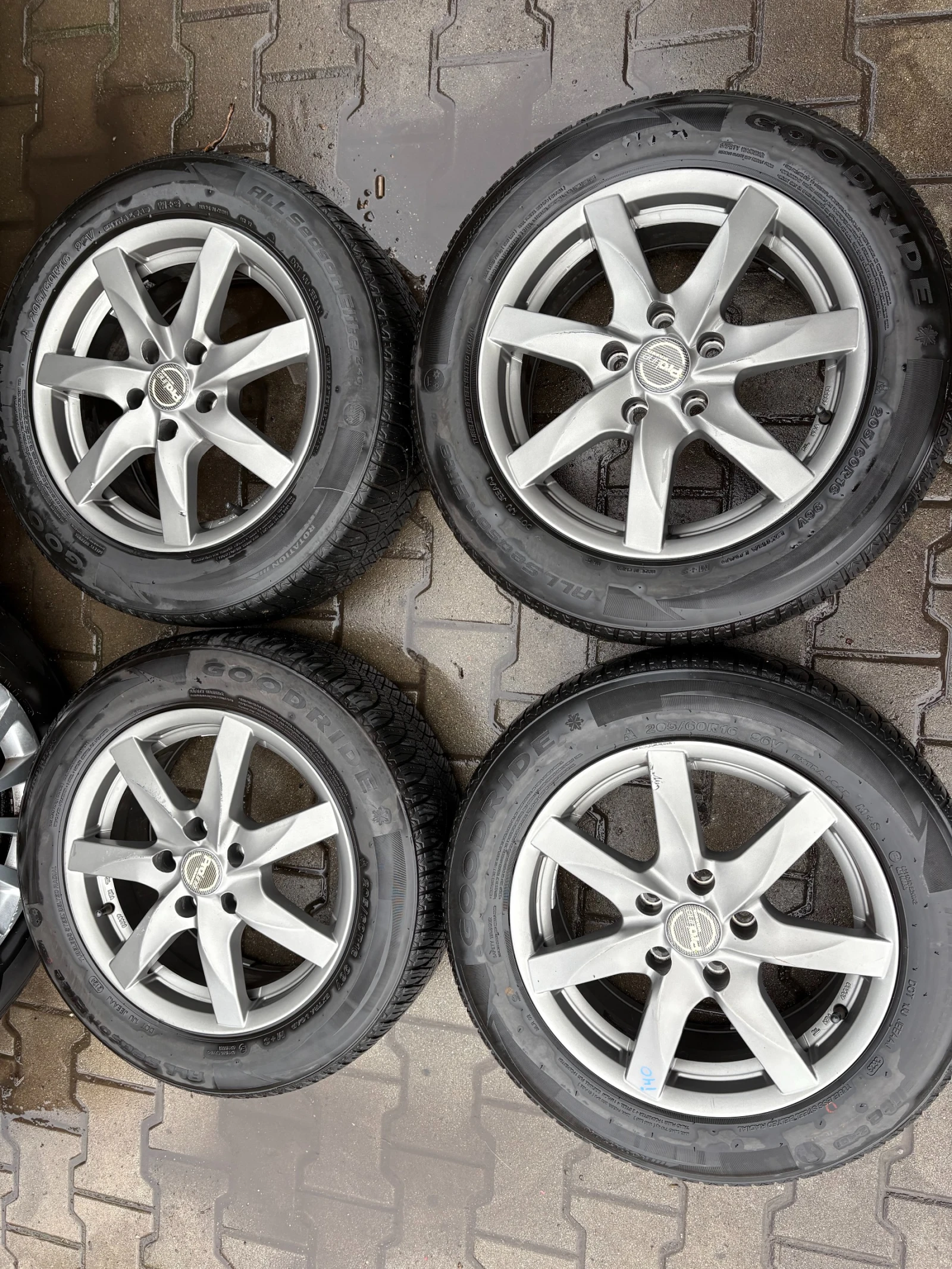   Hyundai I40 | Mobile.bg   1