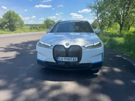 BMW iX XDrive 40, снимка 1