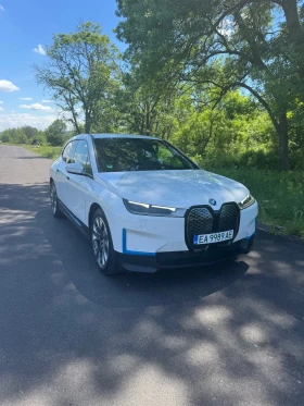 BMW iX XDrive 40, снимка 3