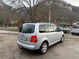 VW Touran 7-местен 2.0 TDI Автоматик, снимка 3