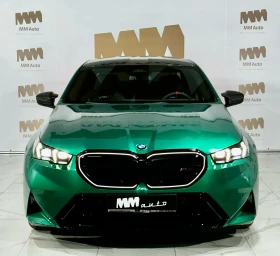     BMW M5 G90* Carbon* HuD* B&W* ShadowLine