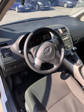 Обява за продажба на Toyota Auris 2.2 D-Cat ~5 800 лв. - изображение 11