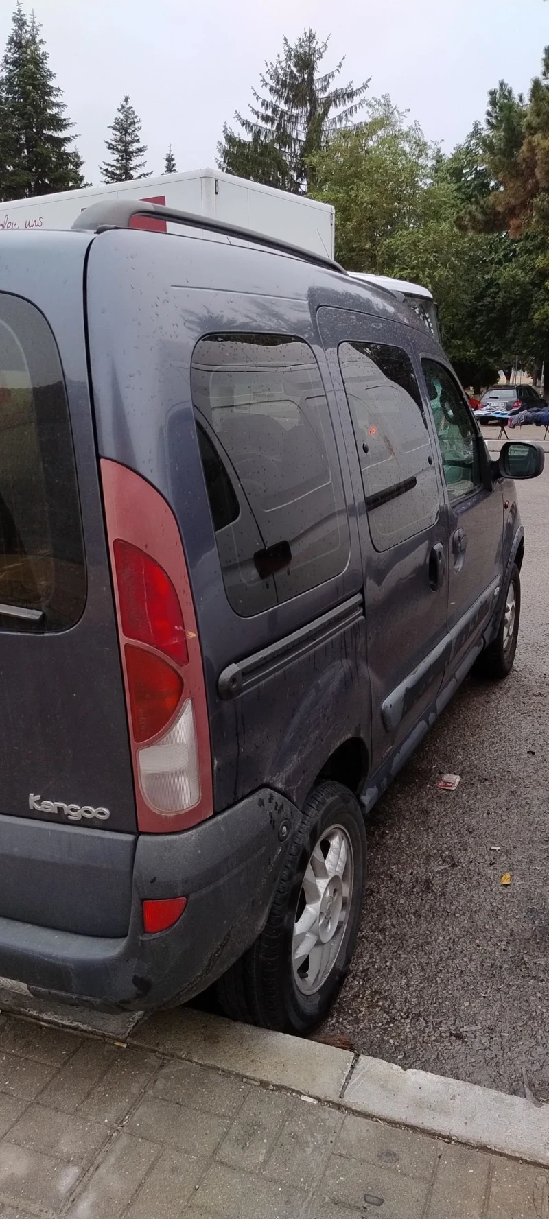 Renault Kangoo 1.6 4х4, снимка 5 - Автомобили и джипове - 47059708