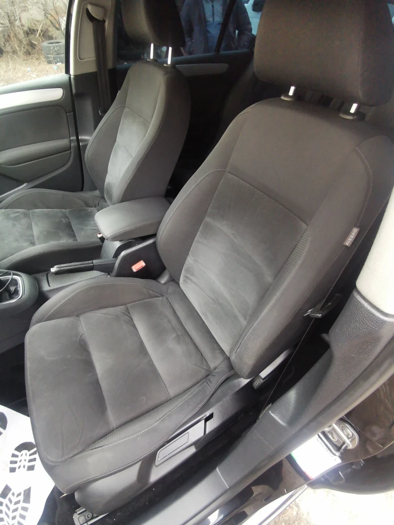 VW Golf 2.0 tdi 140 HIGHLINE, ALKANTARA, снимка 14 - Автомобили и джипове - 48588380