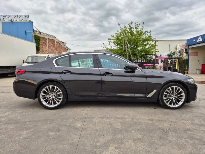 BMW 530 D xdrive premium selection в гаранция до 2027, снимка 5 - Автомобили и джипове - 52218215