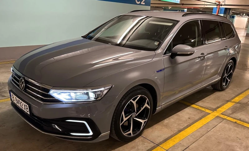 VW Passat MATRIX, снимка 5 - Автомобили и джипове - 52529217