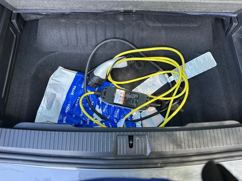 VW Passat MATRIX, снимка 13 - Автомобили и джипове - 52529217