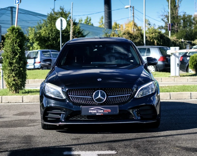Mercedes-Benz C 220 AMG pack/Digital/Ambient/Burmester/Multibeam, снимка 2 - Автомобили и джипове - 51782749