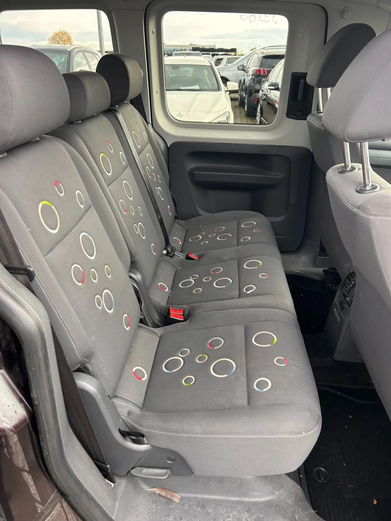 VW Caddy 1.2TSI 4+ 1 EURO 5, снимка 11 - Автомобили и джипове - 52493952