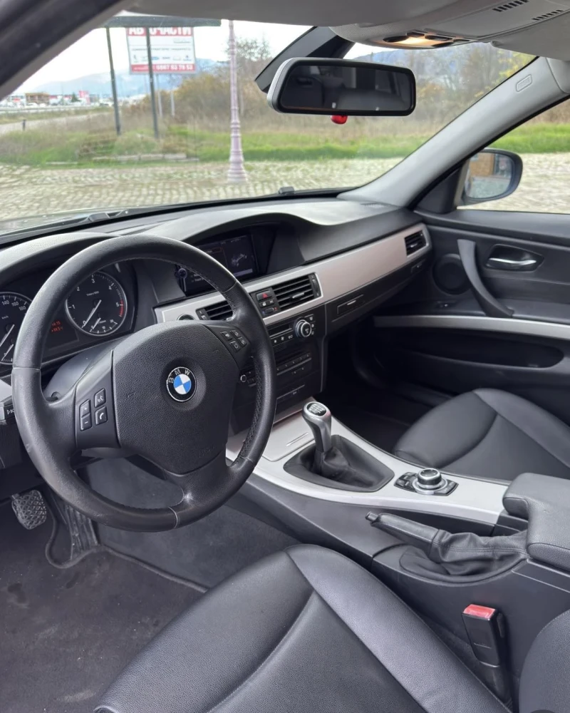 BMW 318, снимка 8 - Автомобили и джипове - 52541767