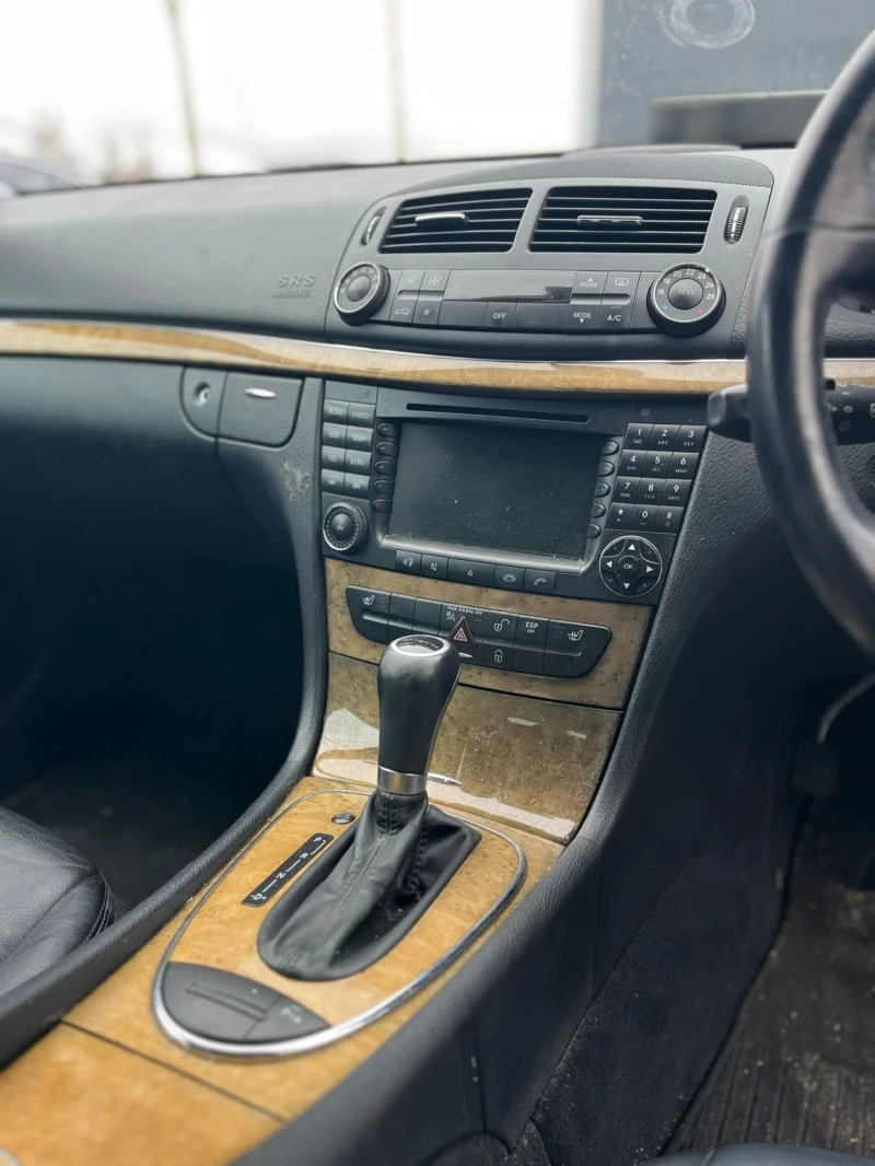 Mercedes-Benz E 320 642, снимка 15 - Автомобили и джипове - 53257747