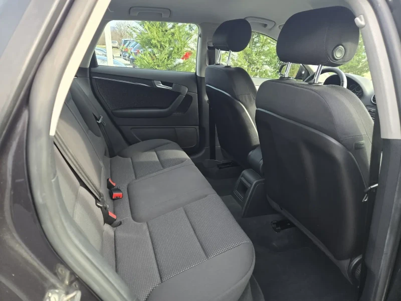 Audi A3 1.6i-116кс= 6СКОРОСТИ= КЛИМАТРОНИК, снимка 14 - Автомобили и джипове - 53488542