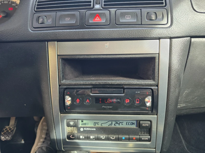 VW Golf 4, снимка 14 - Автомобили и джипове - 53534096