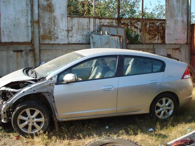 Honda Insight 1,3I HYBRID, снимка 1 - Автомобили и джипове - 35993944