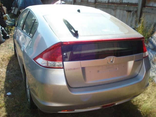 Honda Insight 1,3I HYBRID, снимка 2 - Автомобили и джипове - 35993944