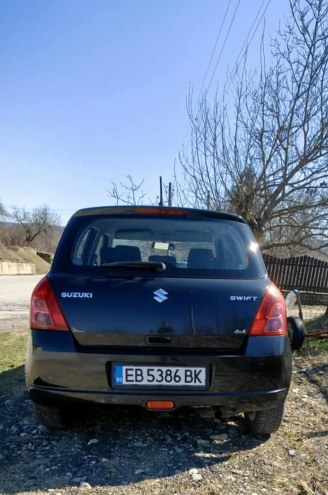 Suzuki Swift, снимка 4 - Автомобили и джипове - 49423611