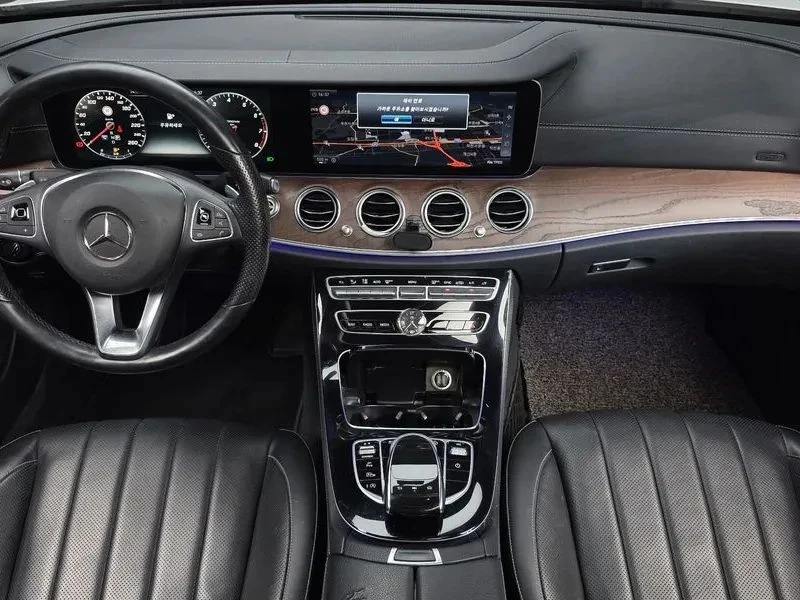 Mercedes-Benz E 300, снимка 7 - Автомобили и джипове - 56685102