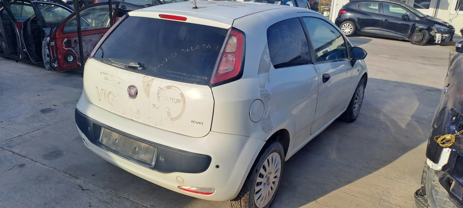 Fiat Punto 1.4 I,1.3mjet 3Броя - изображение 8