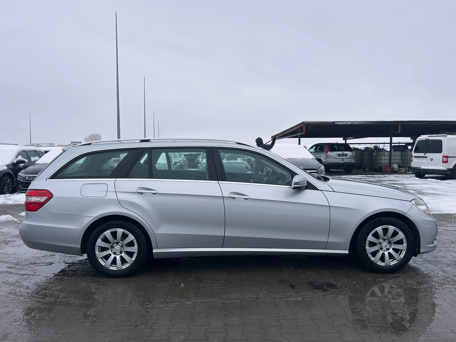 Mercedes-Benz E 220 CDI NAVI EURO 5 - изображение 5