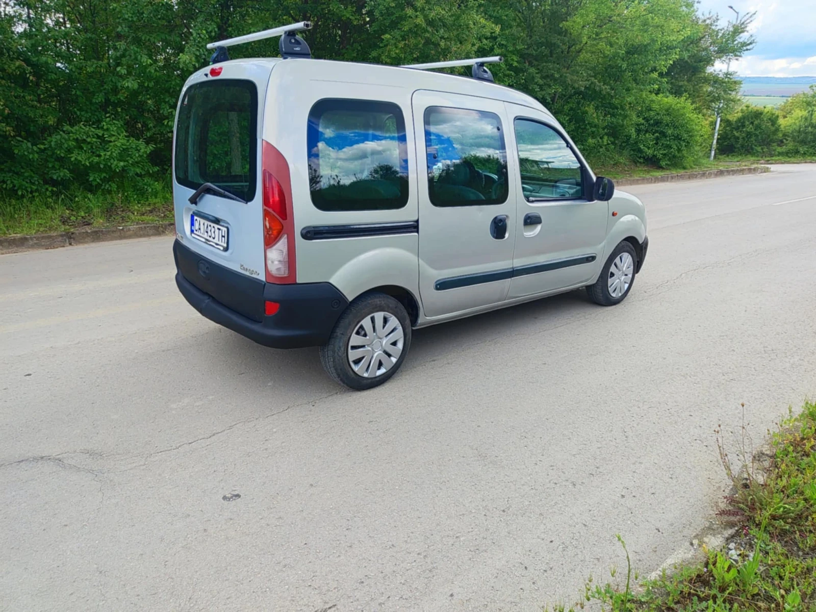 Renault Kangoo 1.4 газ/бензин - изображение 6