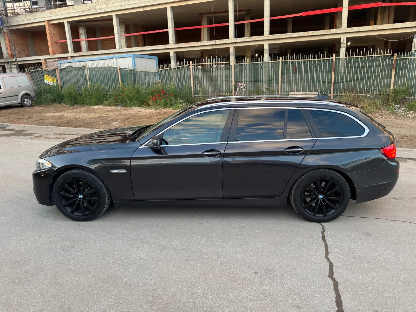 BMW 520 2.0d 8ск - изображение 6