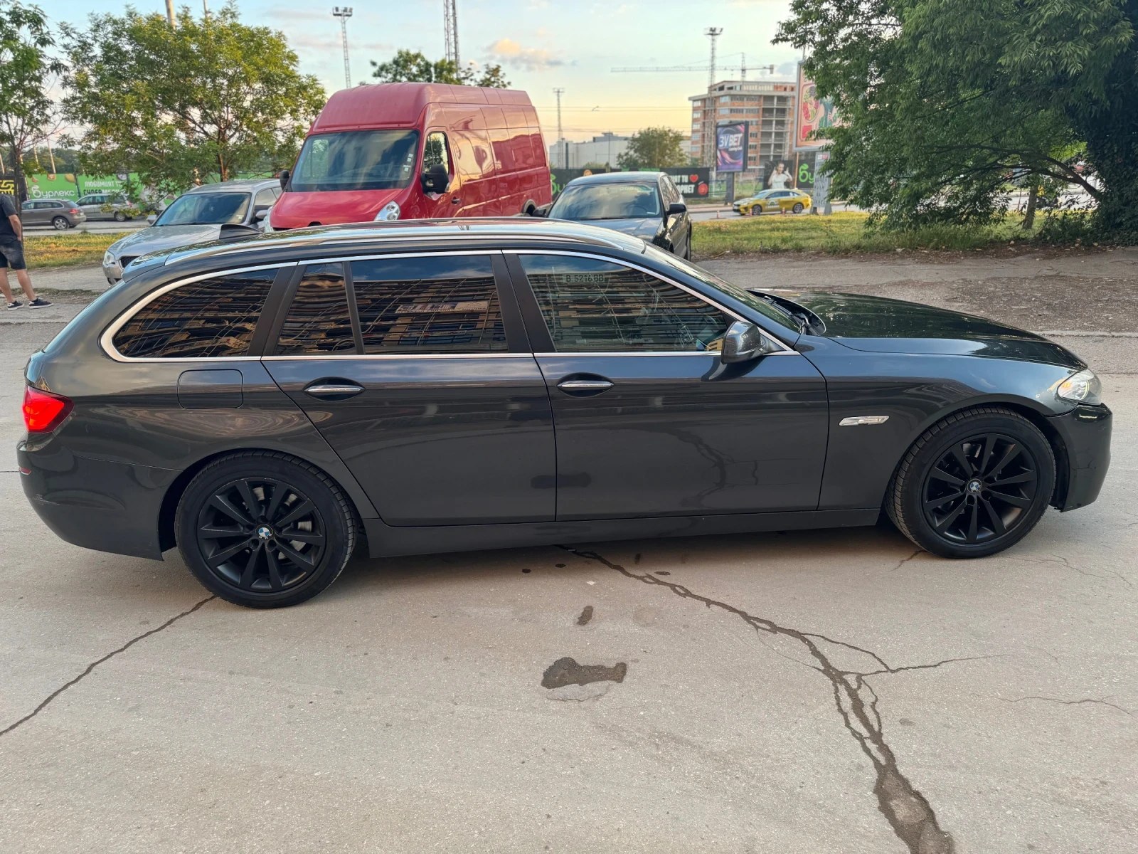 BMW 520 2.0d 8ск - изображение 7