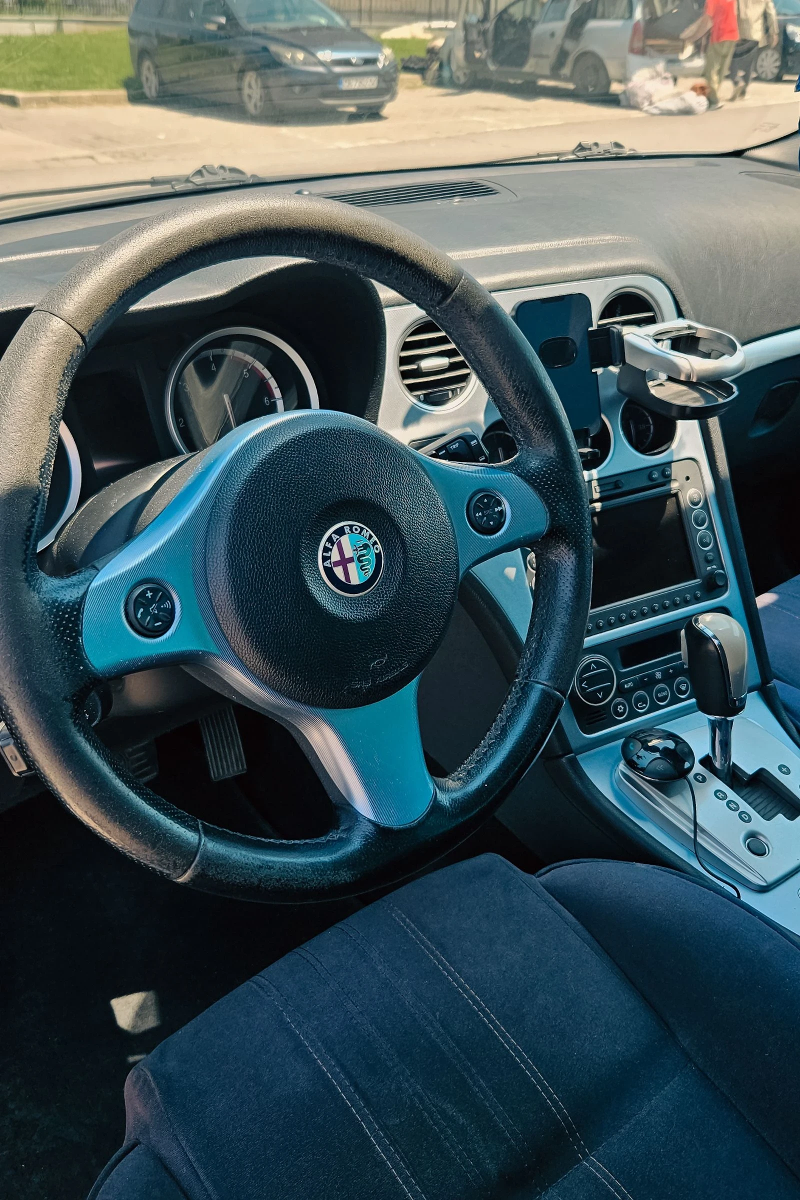 Alfa Romeo 159 sportwagon 1.9JTDm Q-Tronic - изображение 10