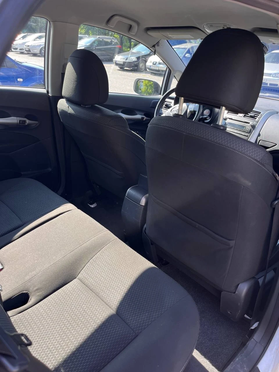 Toyota Auris 2.2 D-Cat - изображение 10