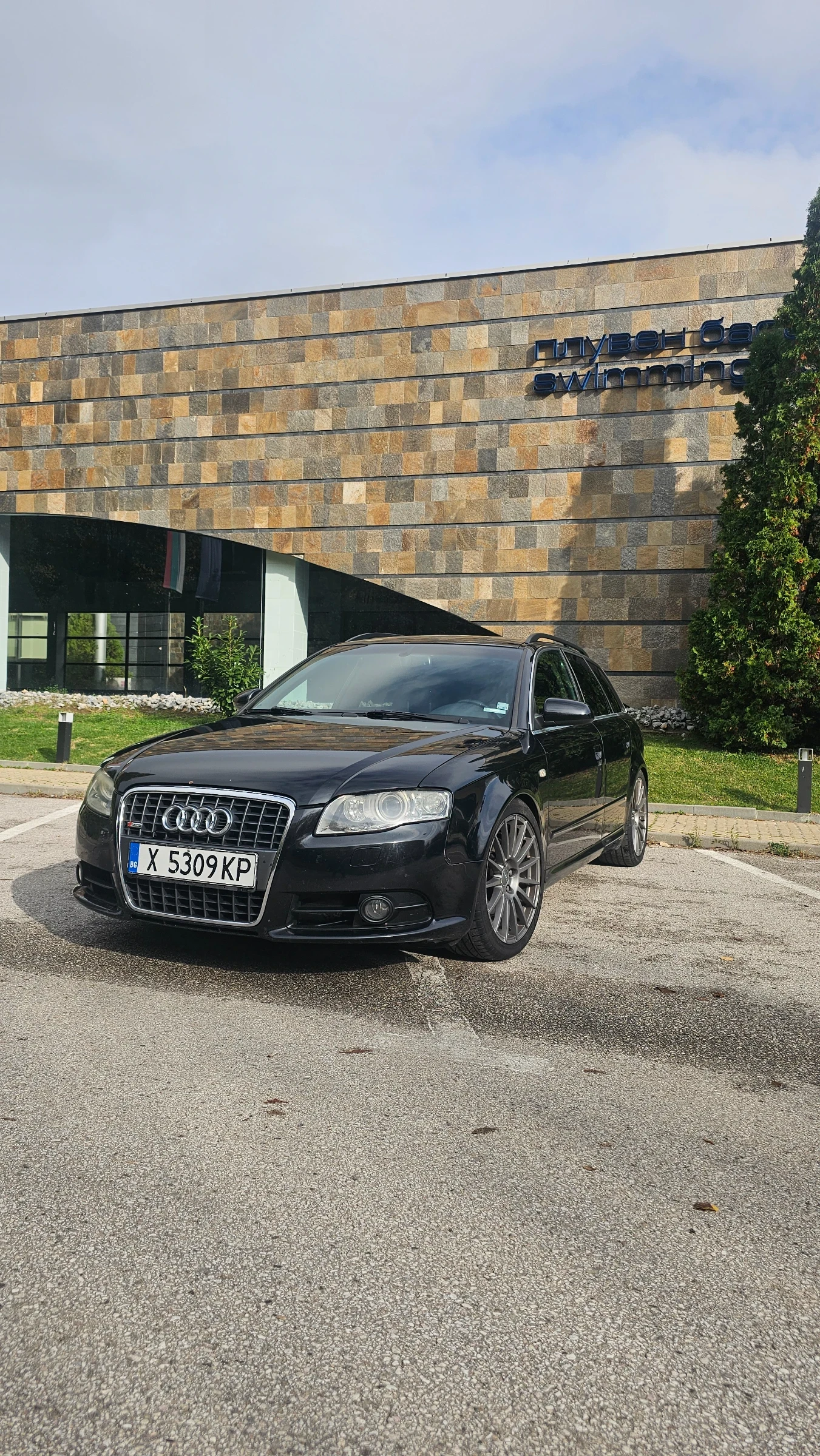 Audi A4 | Mobile.bg   1
