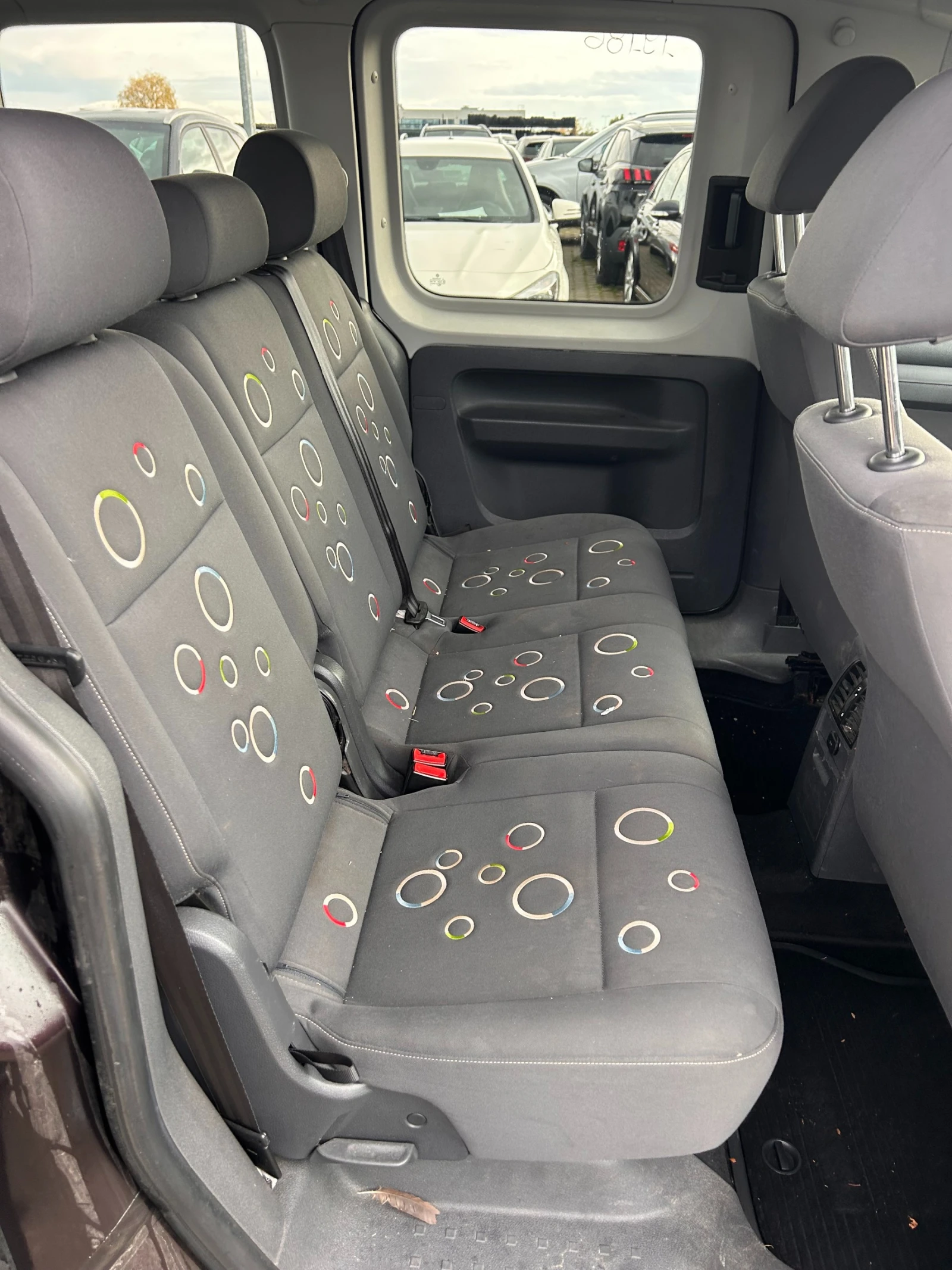 VW Caddy 1.2TSI 4+ 1 EURO 5 | Mobile.bg   11