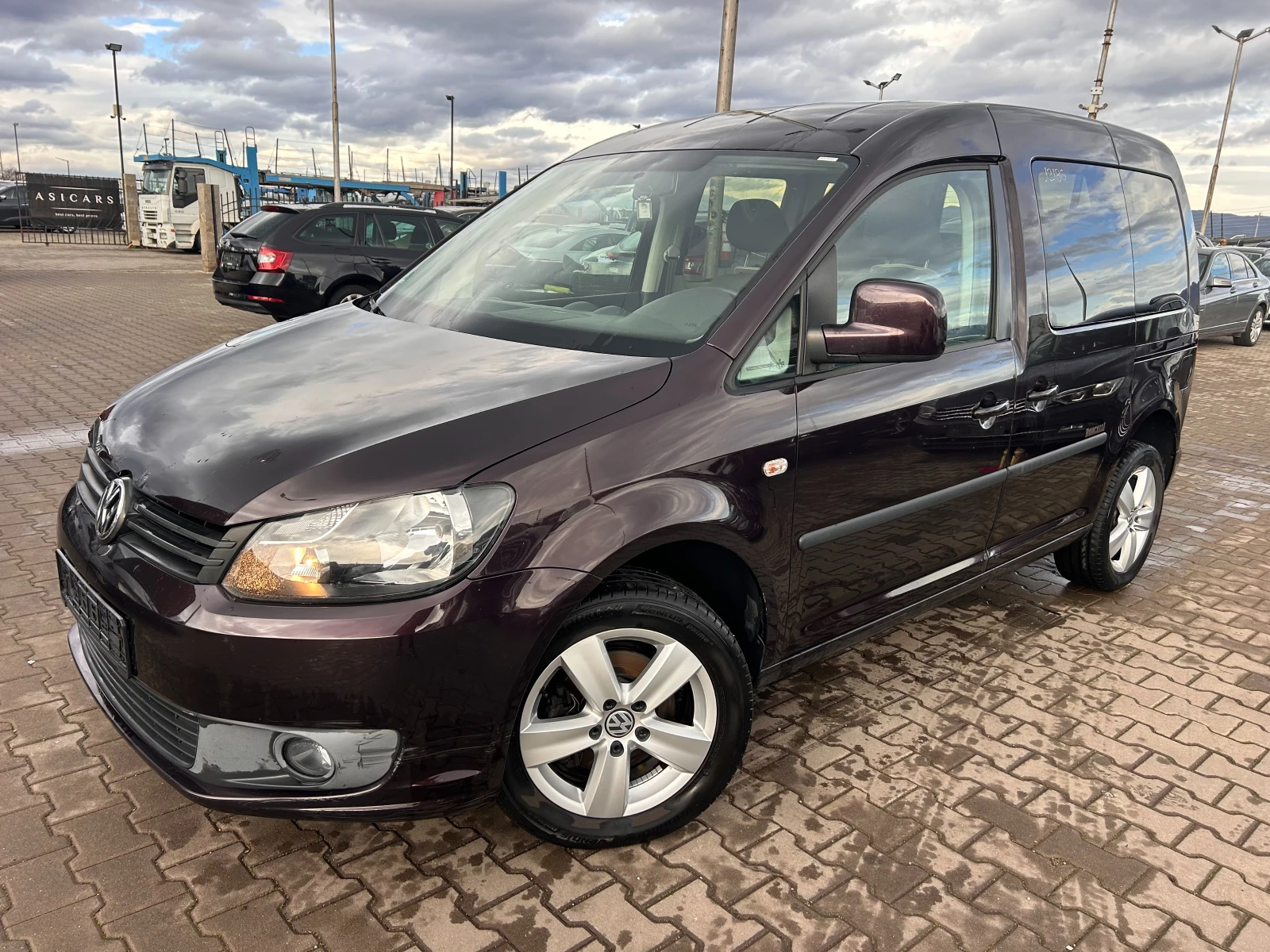 VW Caddy 1.2TSI 4+ 1 EURO 5 | Mobile.bg   1