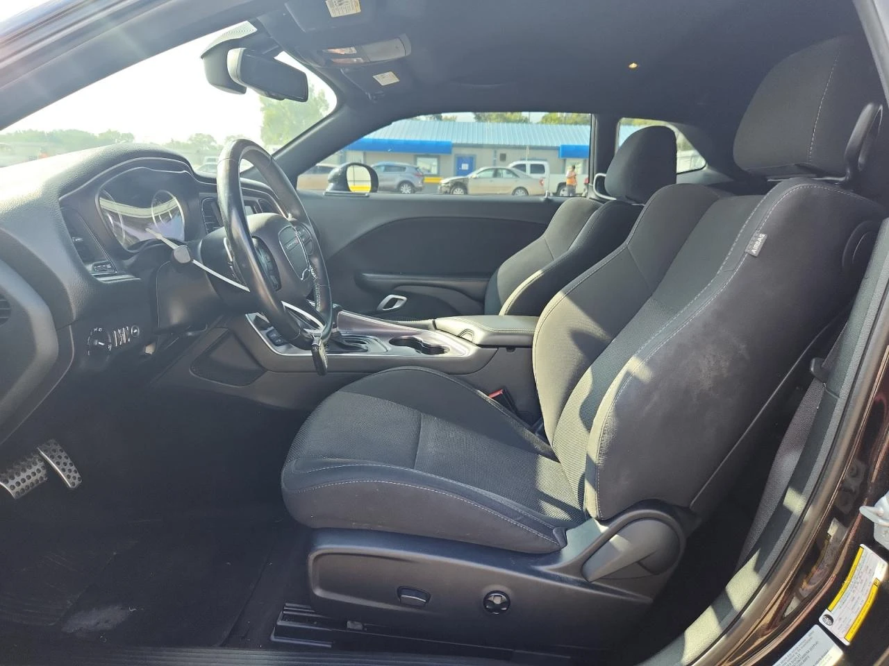 Dodge Challenger R/T SCAT PACK* 6.4* V8* ПОДГРЕВ* КАМЕРА - изображение 7