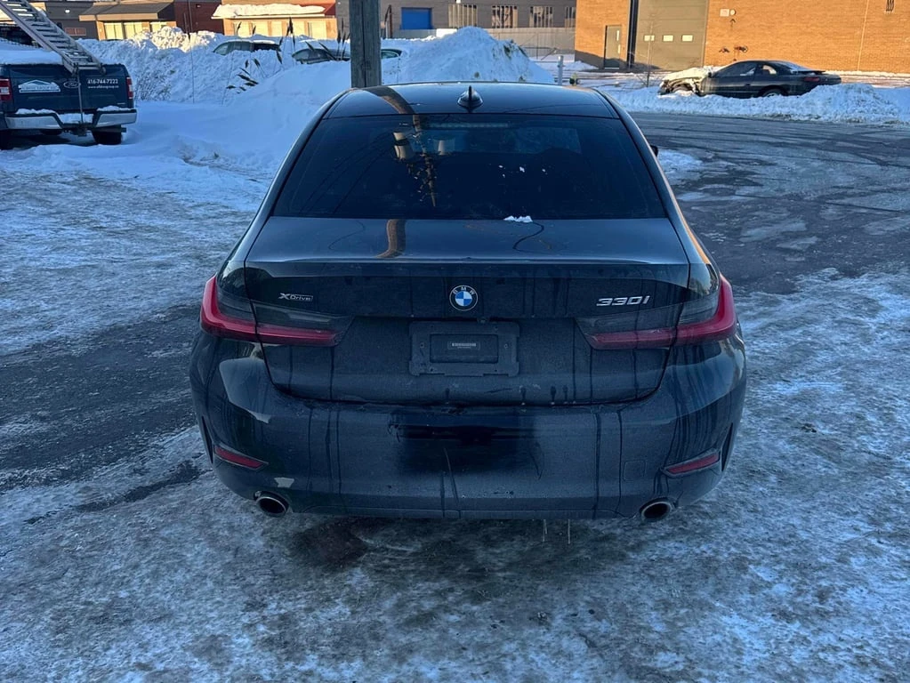 BMW 330 * 330i xDrive * CARFAX * БЕЗ ПЪРВОНАЧАЛНА ВНОСКА - изображение 4