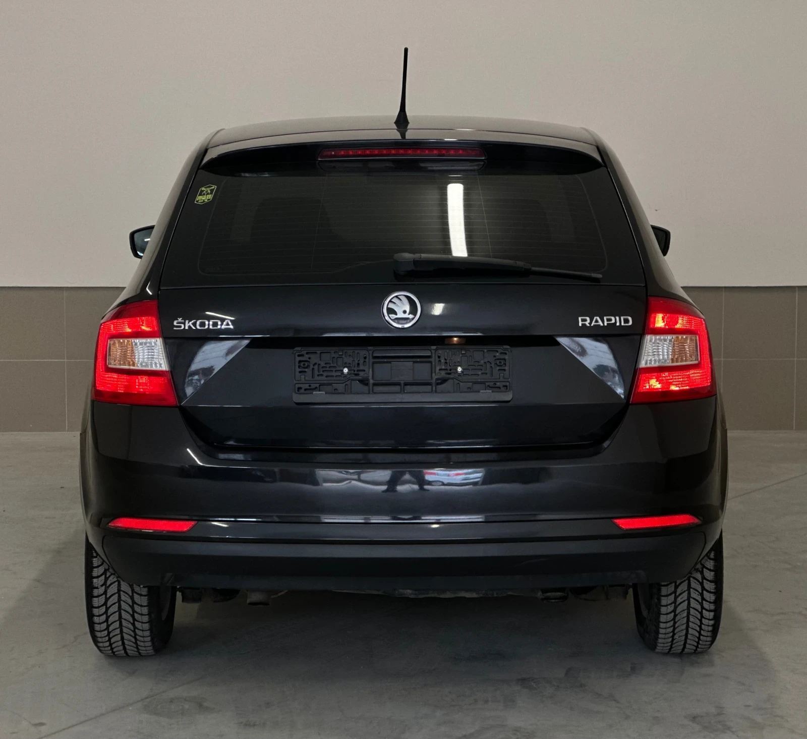 Skoda Rapid 1.6D/DSG/�������/AC/Android/NAVI/FULL/MAXX/������! | Mobile.bg � ����������� 9