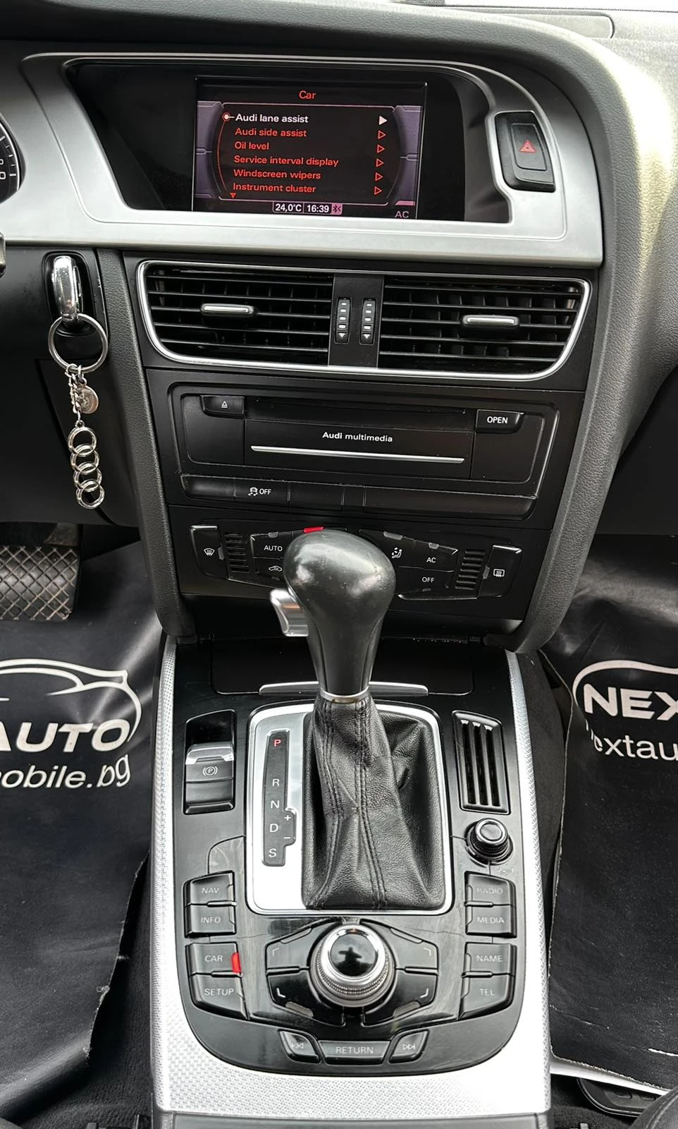 Audi A4 3.0TDI 239HP QUATTRO LANE ASSIST BLIND SPOT, снимка 10 - Автомобили и джипове - 53710052