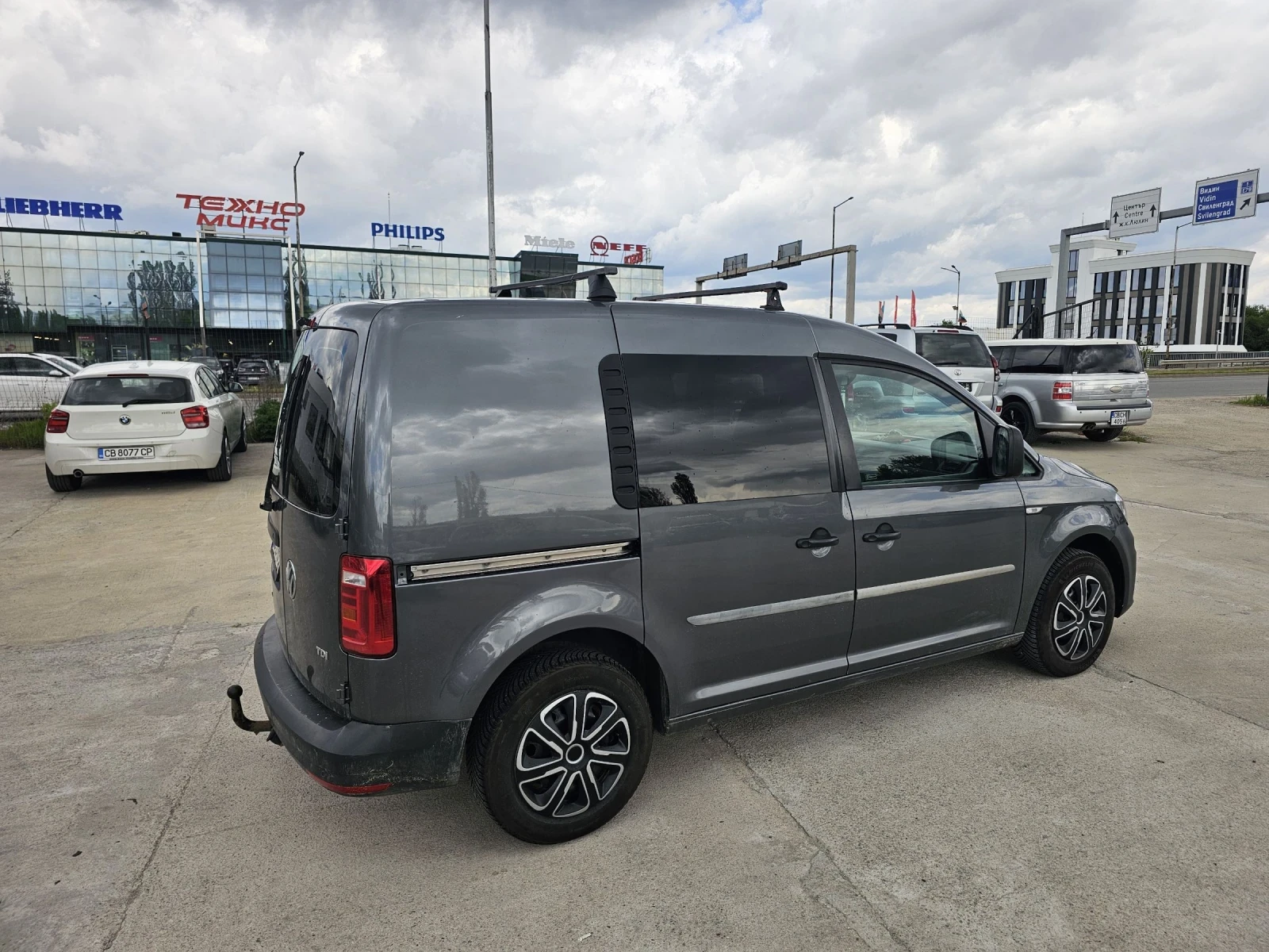 VW Caddy 2, 0, DSG, Климатроник, снимка 17 - Автомобили и джипове - 54388890