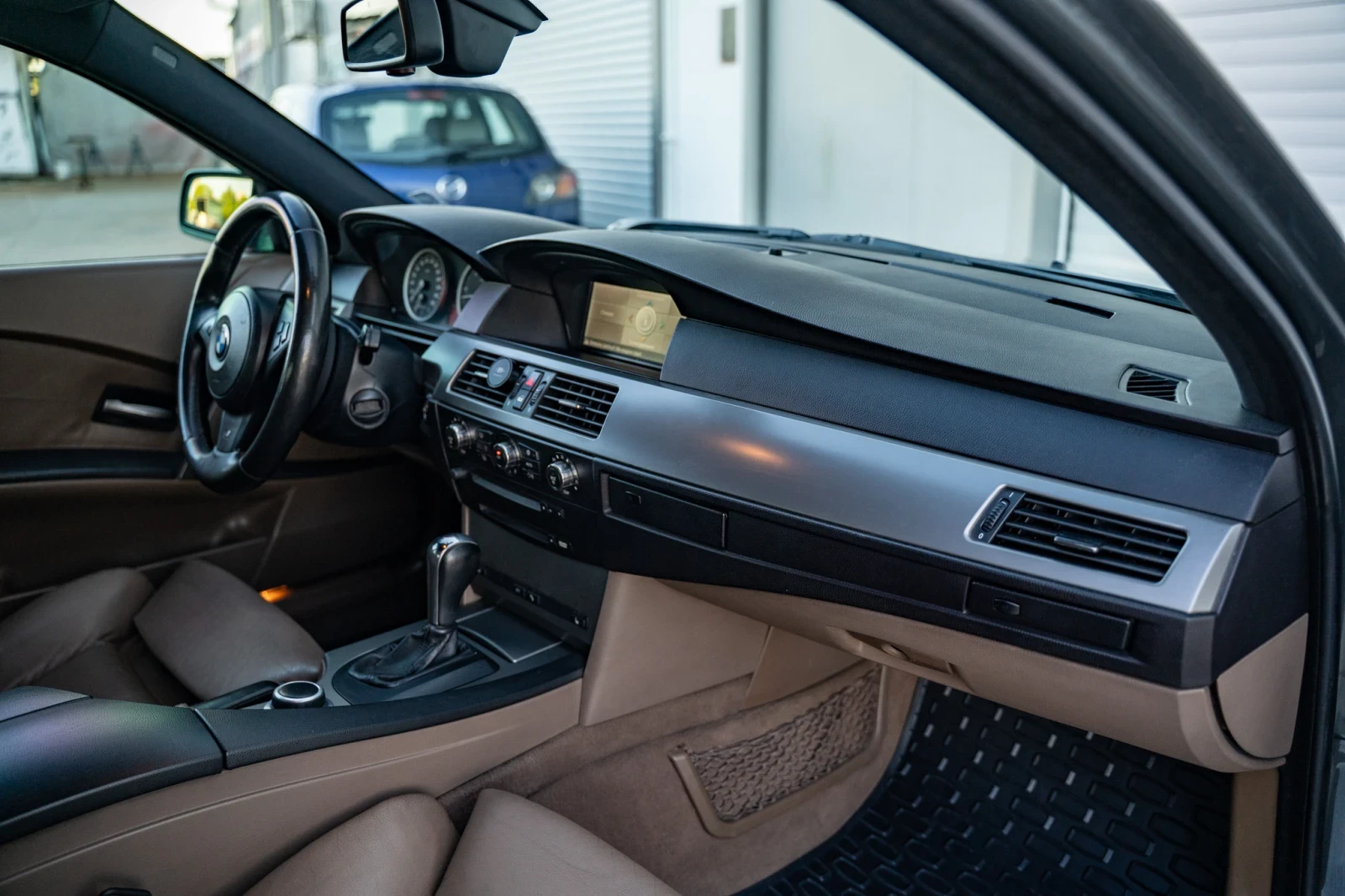 BMW 530 530XD, снимка 13 - Автомобили и джипове - 54487416