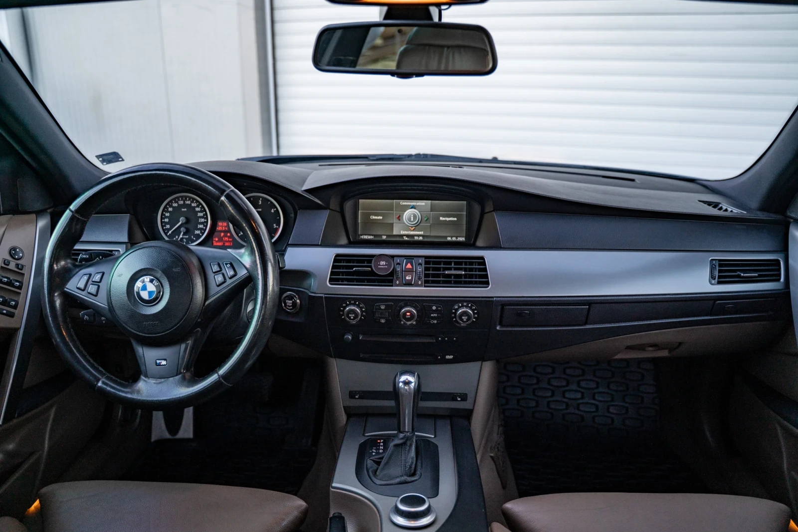 BMW 530 530XD, снимка 11 - Автомобили и джипове - 54487416