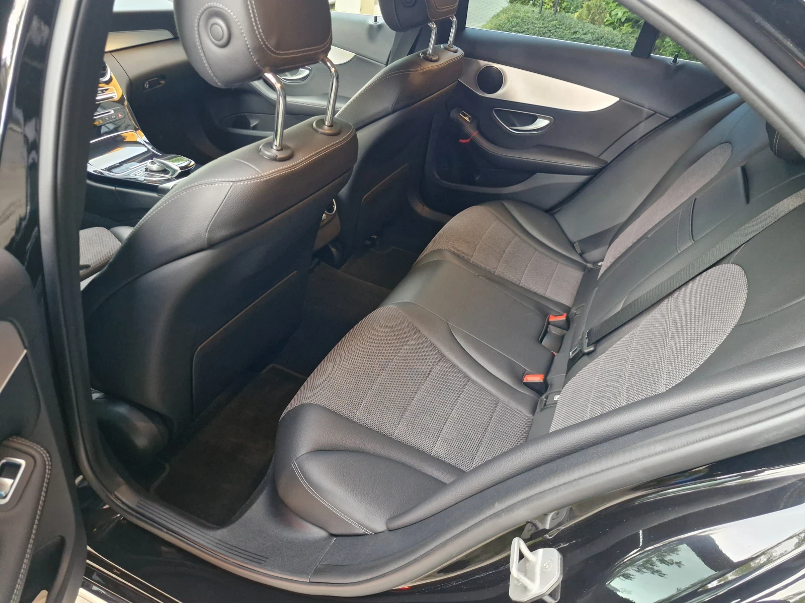 Mercedes-Benz C 220 SILVER STAR, снимка 10 - Автомобили и джипове - 54662543