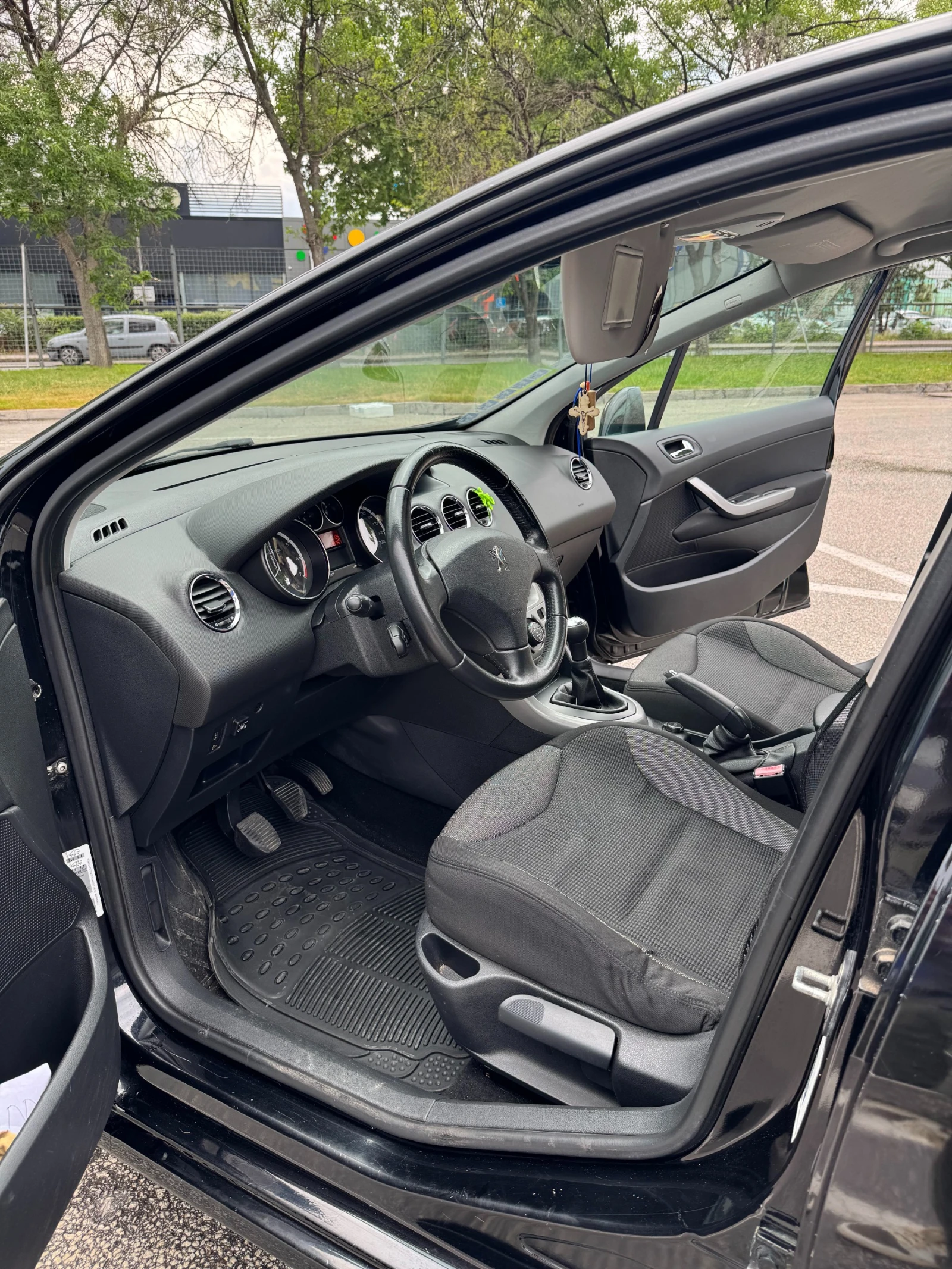 Peugeot 308, снимка 15 - Автомобили и джипове - 55001158